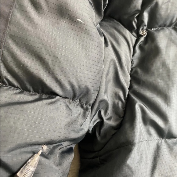 Mountain Hardwear Down Jacket - Picture 3 of 9